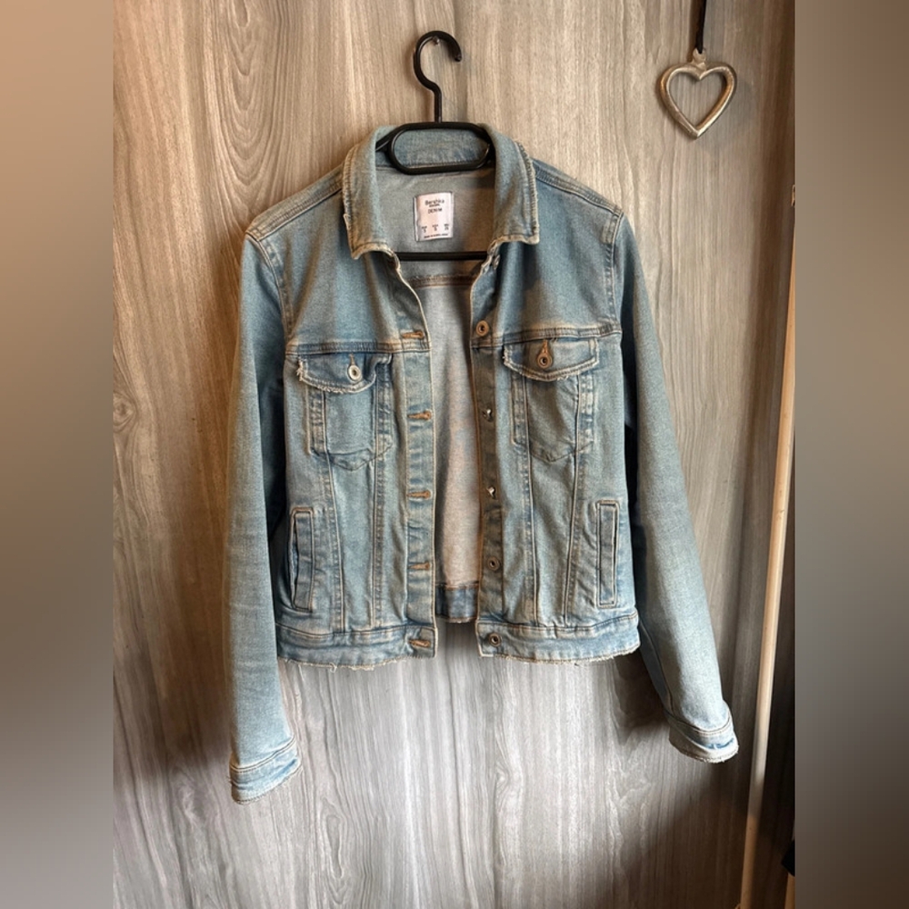 Bershka jacket